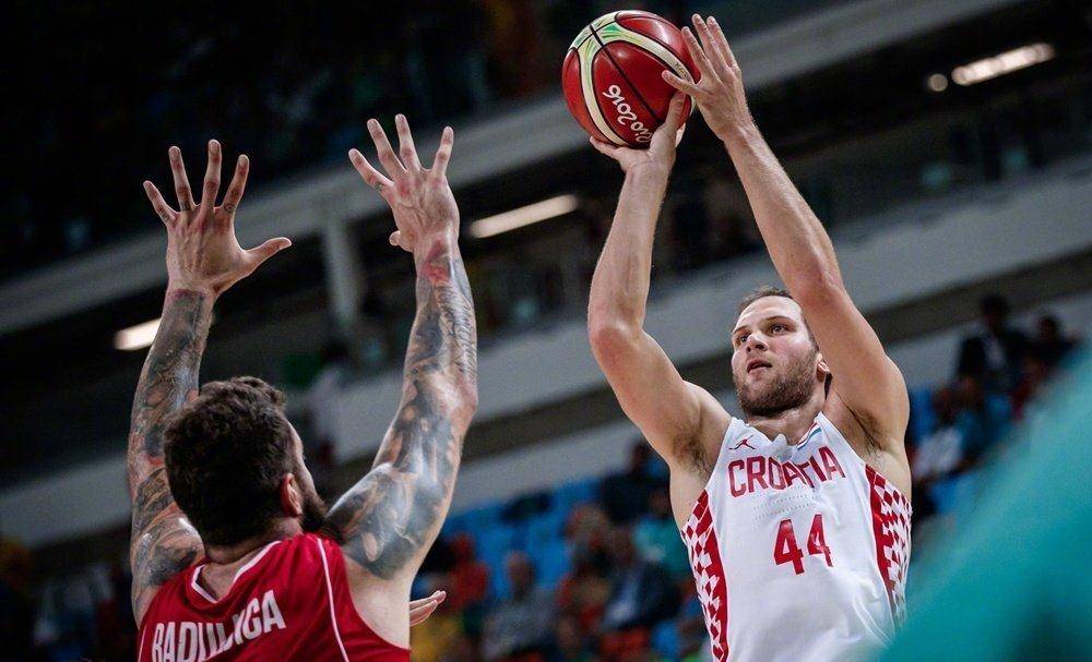 墨西哥男篮碾压塞尔维亚男篮，加里纳利统治全场