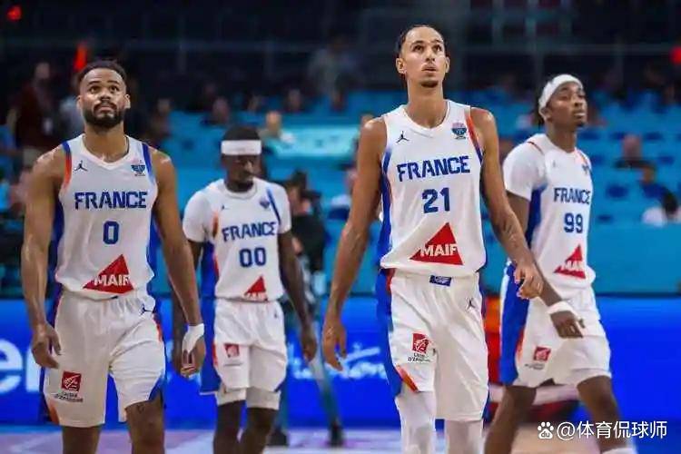 关于德国男篮鏖战美国男篮，锡安送出助攻的信息