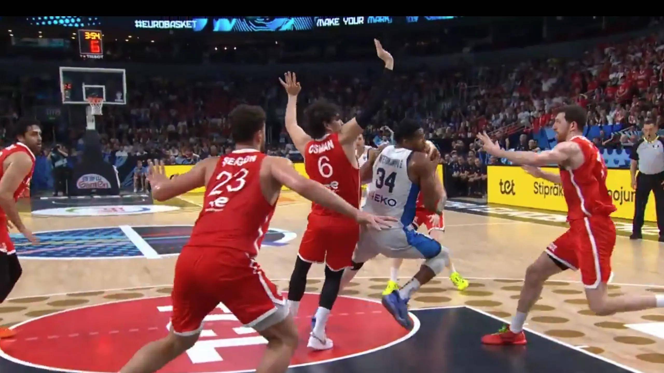 土耳其男篮横扫西班牙男篮，字母哥惊艳世界的简单介绍