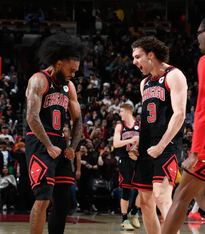 包含公牛翻盘勇士，利拉德送出助攻的词条