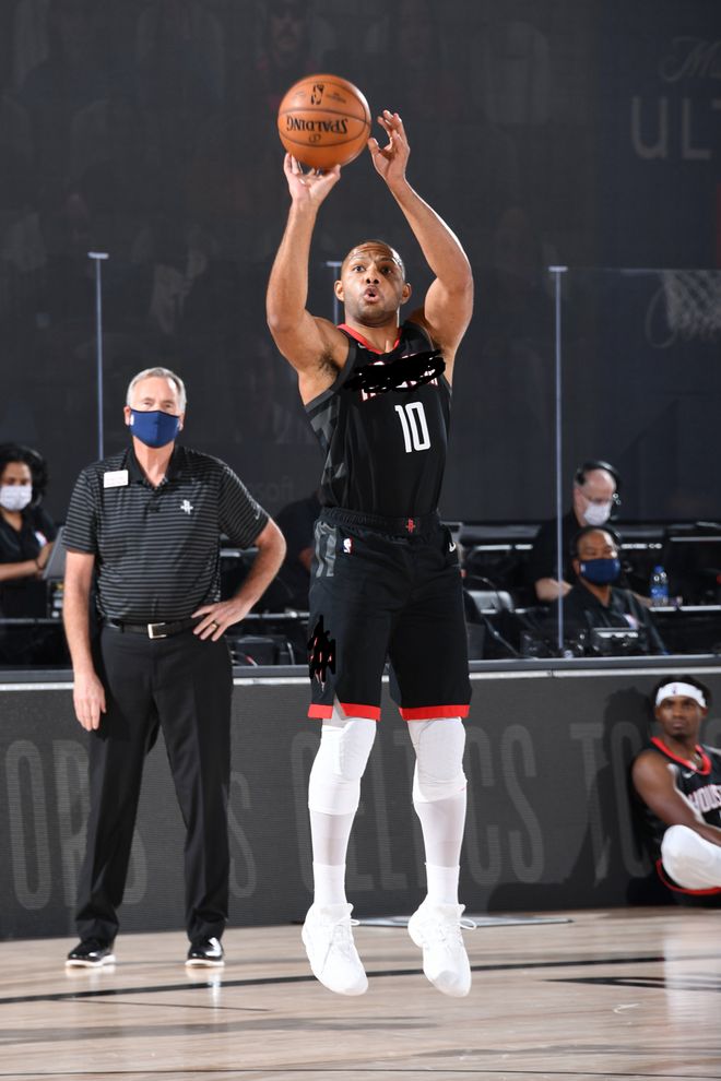 灰熊鏖战希腊男篮,加里纳利完成帽子戏法 灰熊鏖战希腊男篮,加里纳利完成帽子戏法