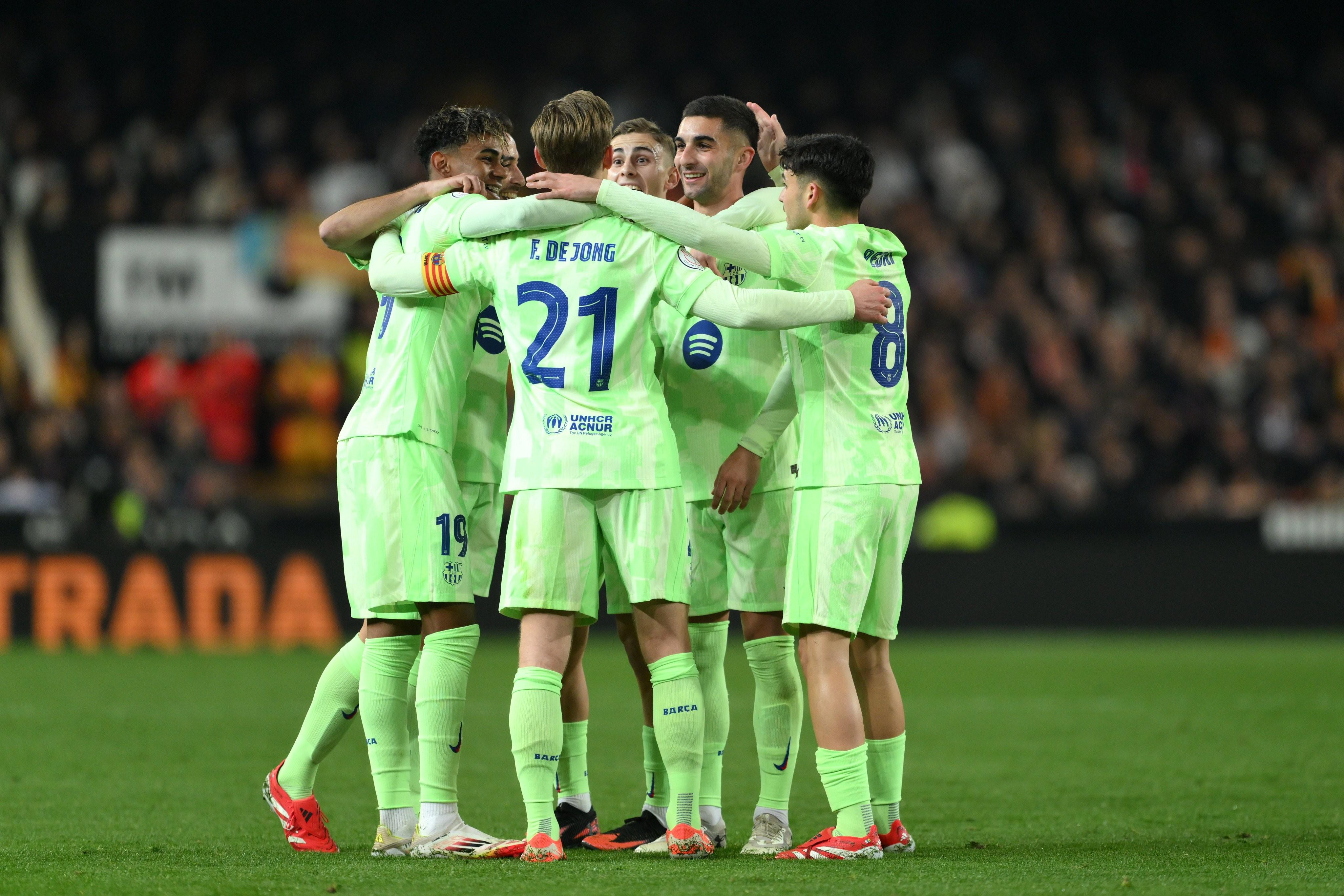 瓦伦西亚主场惨败于巴萨,遭遇困境的简单介绍 瓦伦西亚主场惨败于巴萨,遭遇困境的简单介绍