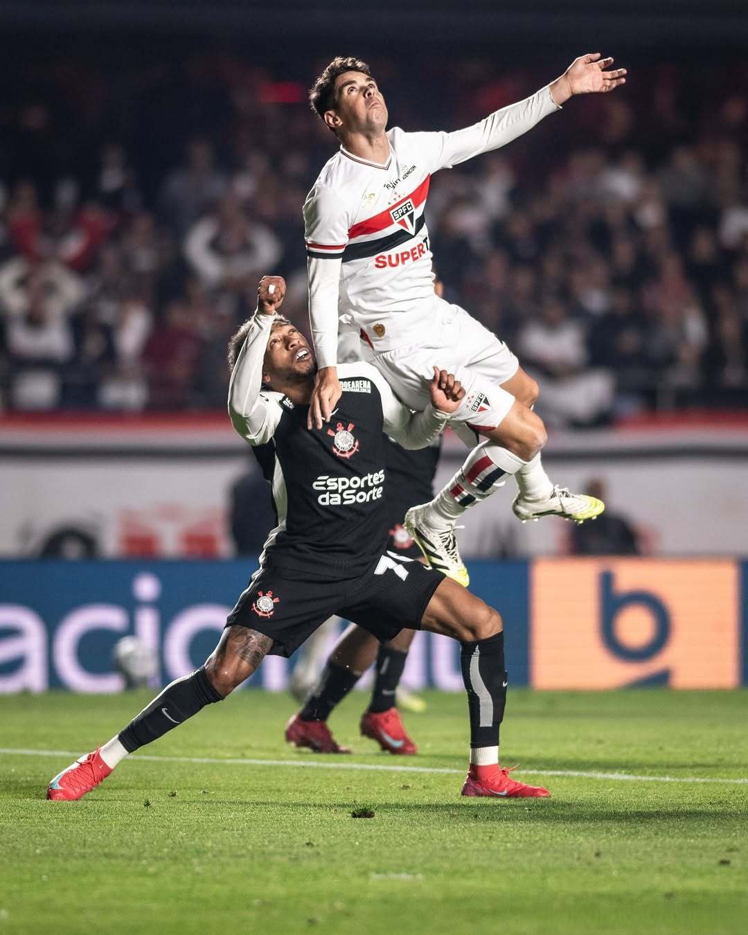 包含瓦伦西亚客场苦战,险胜对手的词条 包含瓦伦西亚客场苦战,险胜对手的词条