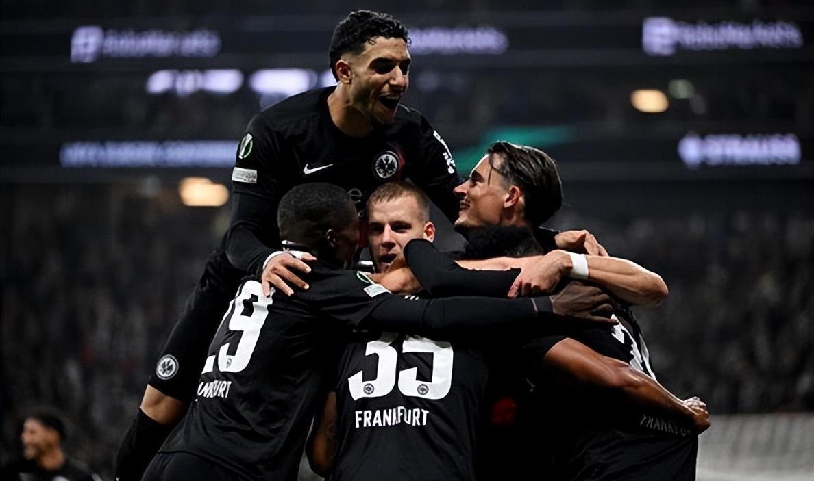 关于佛罗伦萨战术调整，追赶前四对手狂胜的信息