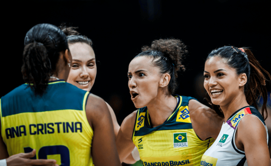 波兰客场失利,小组积分榜下滑的简单介绍 波兰客场失利,小组积分榜下滑的简单介绍