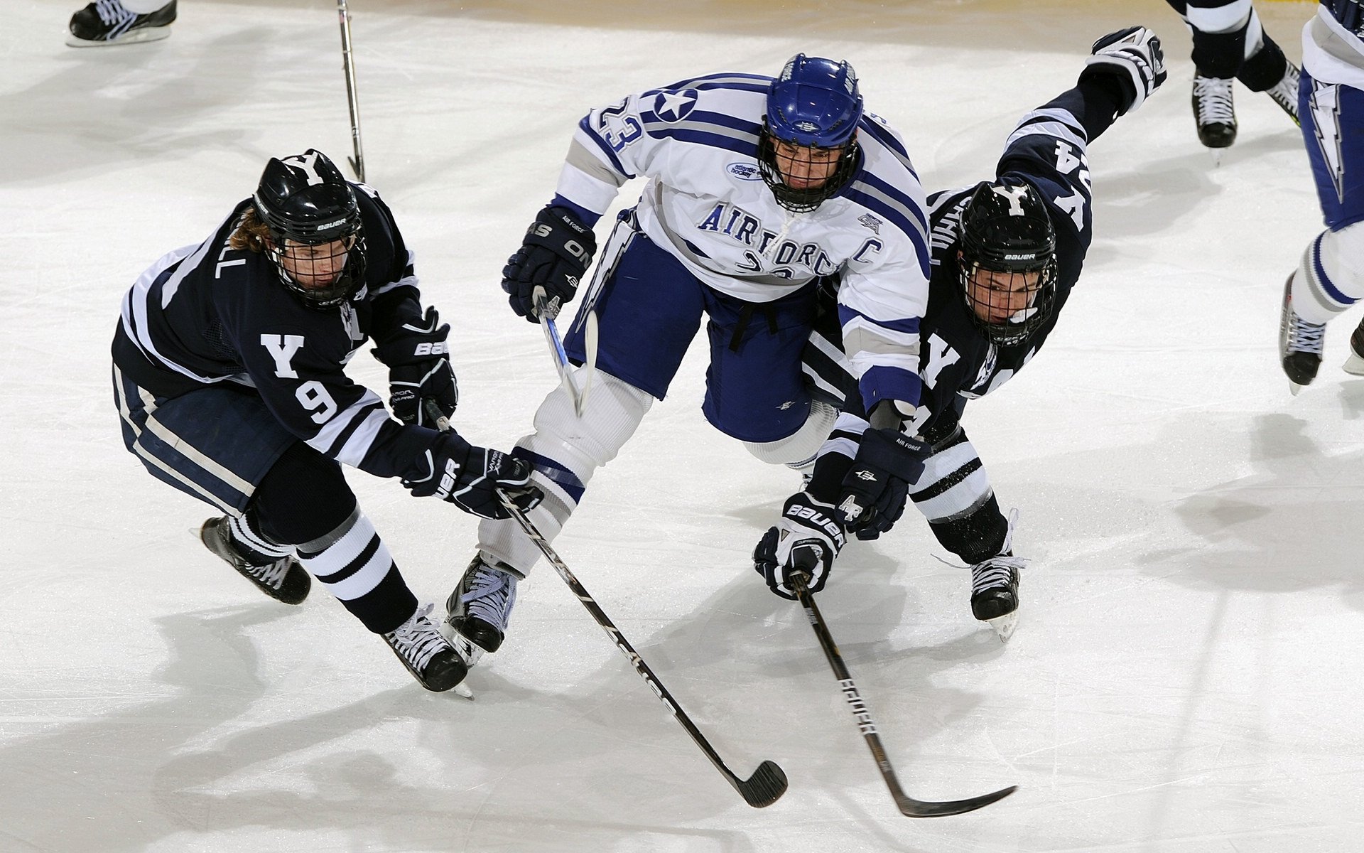逆转与点燃,当法国队遇上马龙,体育精神的交响